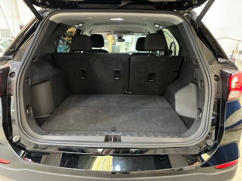 Used 2024 Chevrolet Equinox LT AWD/4WD image 28