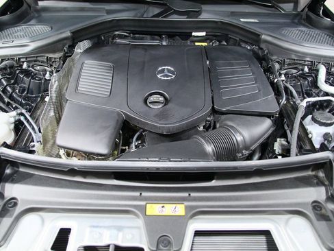Certified 2026 Mercedes-Benz GLC 300 4MATIC image 31