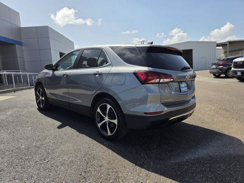 Used 2023 Chevrolet Equinox LT FWD image 3