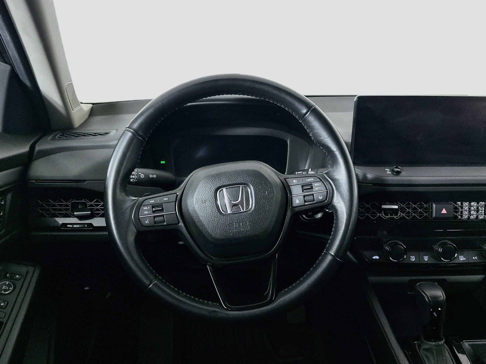 Used 2024 Honda Accord EX-L image 18