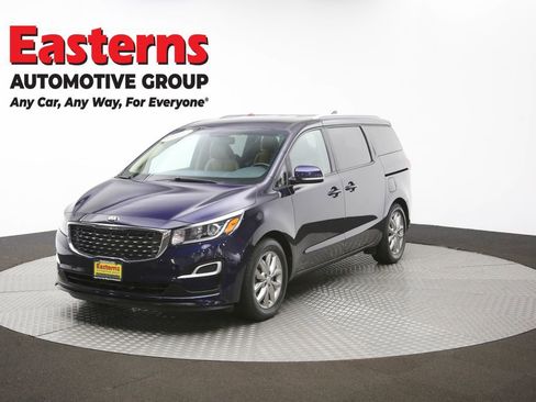 Used 2021 Kia Sedona EX image 56