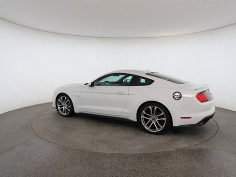 Used 2018 Ford Mustang GT Premium w/ Equipment Group 401A image 9