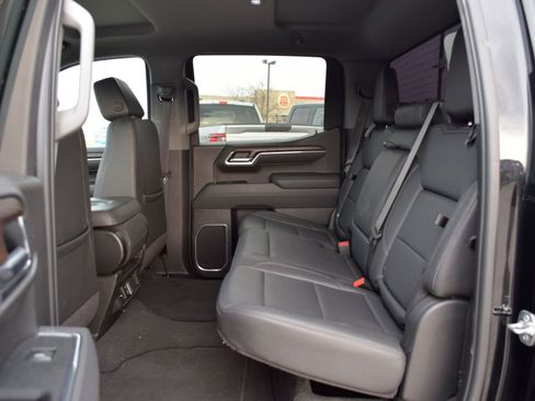 Used 2025 GMC Sierra 1500 SLT image 20