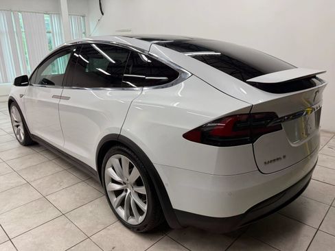 Used 2016 Tesla Model X 75D AWD/4WD image 7