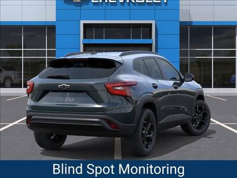 New 2026 Chevrolet Trax LT w/ Driver Confidence Package FWD image 4