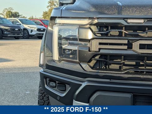 Used 2025 Ford F150 Raptor image 9
