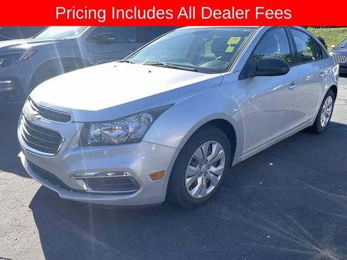 Used 2016 Chevrolet Cruze LS FWD image 1