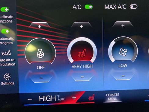 Certified 2023 BMW X1 xDrive28i w/ Premium Package image 10