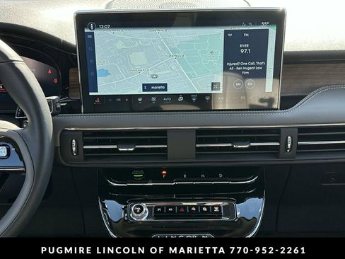 New 2026 Lincoln Corsair Reserve w/ Rear Removable Package Tray FWD image 28