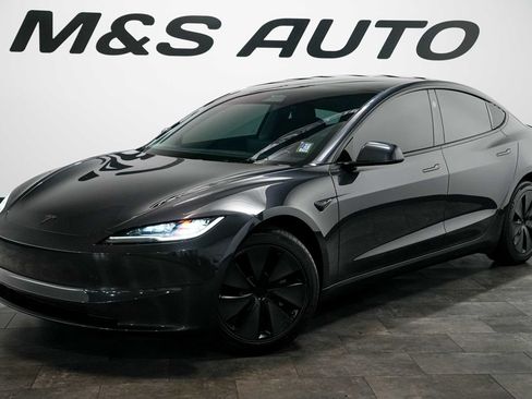 Used 2025 Tesla Model 3 Long Range RWD image 2