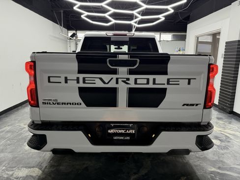 Used 2021 Chevrolet Silverado 1500 RST w/ Z71 Off-Road Package image 4