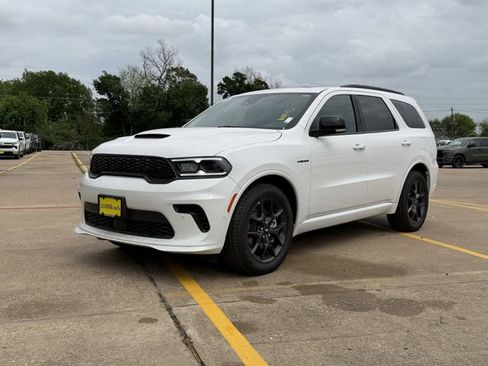 New 2026 Dodge Durango GT image 4