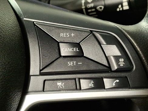 Used 2023 Nissan Sentra SV FWD image 21