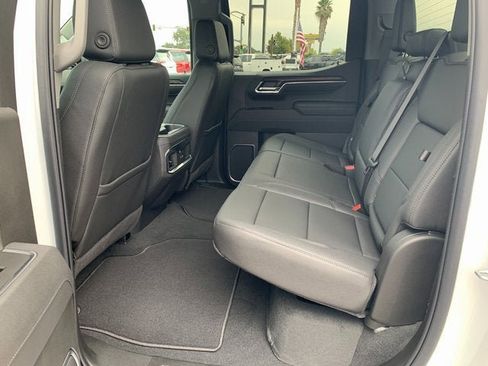 New 2026 GMC Sierra 1500 SLT w/ SLT Premium Package image 23