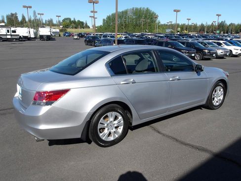 Used 2009 Honda Accord LX-P image 5