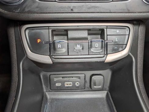 Used 2022 GMC Terrain Denali image 34