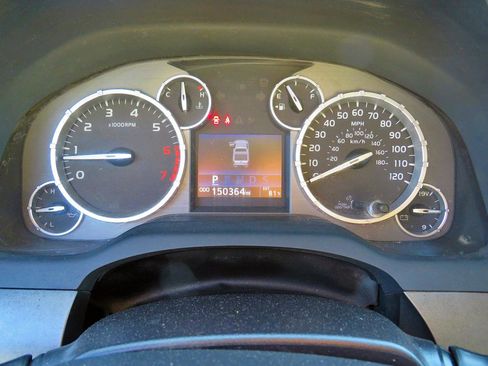 Used 2016 Toyota Tundra SR5 w/ SR5 Upgrade Package AWD/4WD image 19