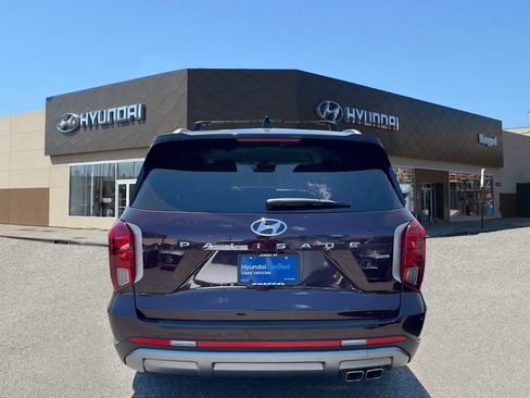 Used 2023 Hyundai Palisade SEL AWD/4WD image 6