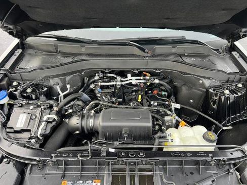 Certified 2023 Ford Explorer XLT w/ Equipment Group 202A image 28