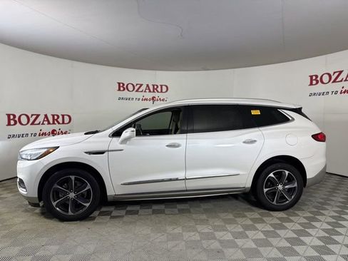 Used 2020 Buick Enclave Premium w/ LPO, Touring Package image 5