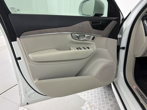 Used 2023 Volvo XC90 B5 Plus w/ Protection Package Premier AWD/4WD image 25