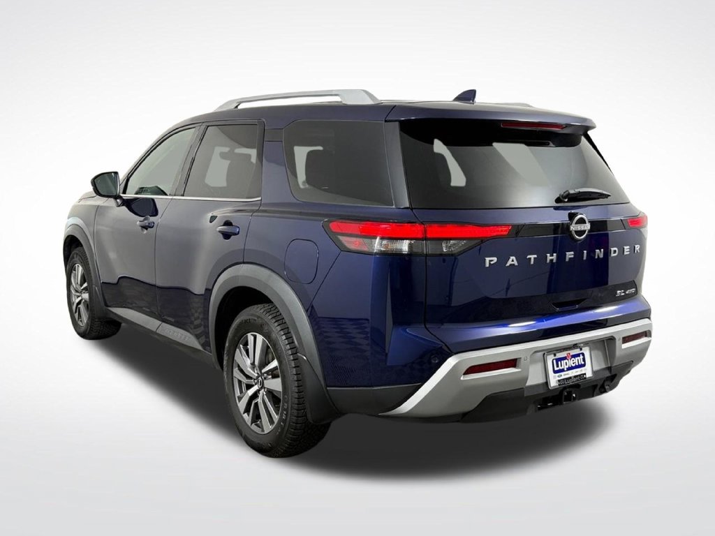 Used 2023 Nissan Pathfinder SL AWD/4WD image 9