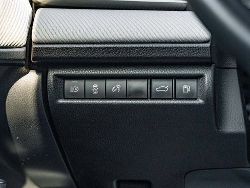 Used 2026 Toyota Camry SE FWD image 25