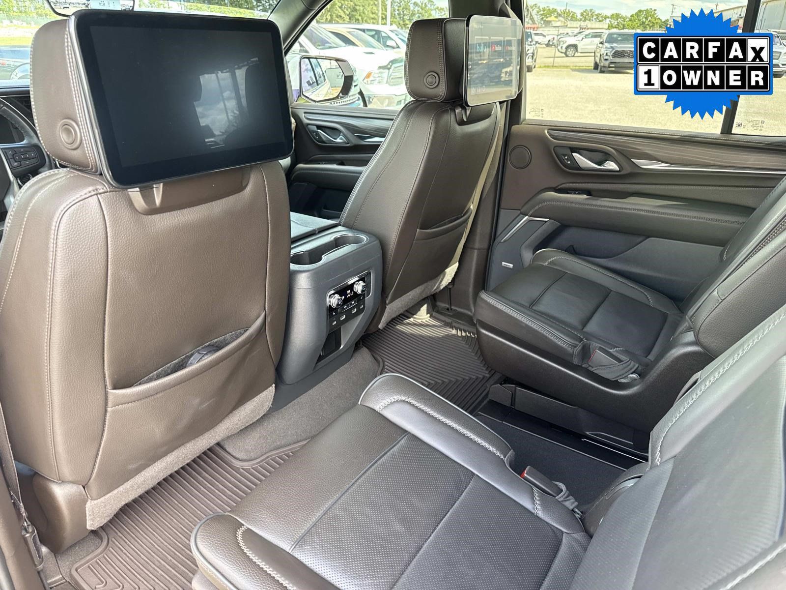 Used 2024 GMC Yukon Denali w/ Advanced Technology Package RWD image 17