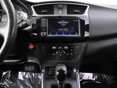 Used 2019 Nissan Sentra SV image 27