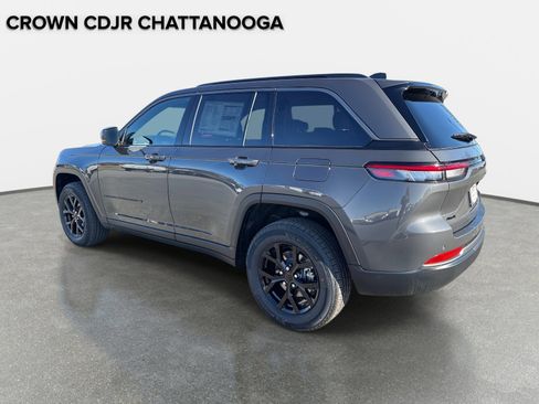 New 2026 Jeep Grand Cherokee Altitude AWD/4WD image 6