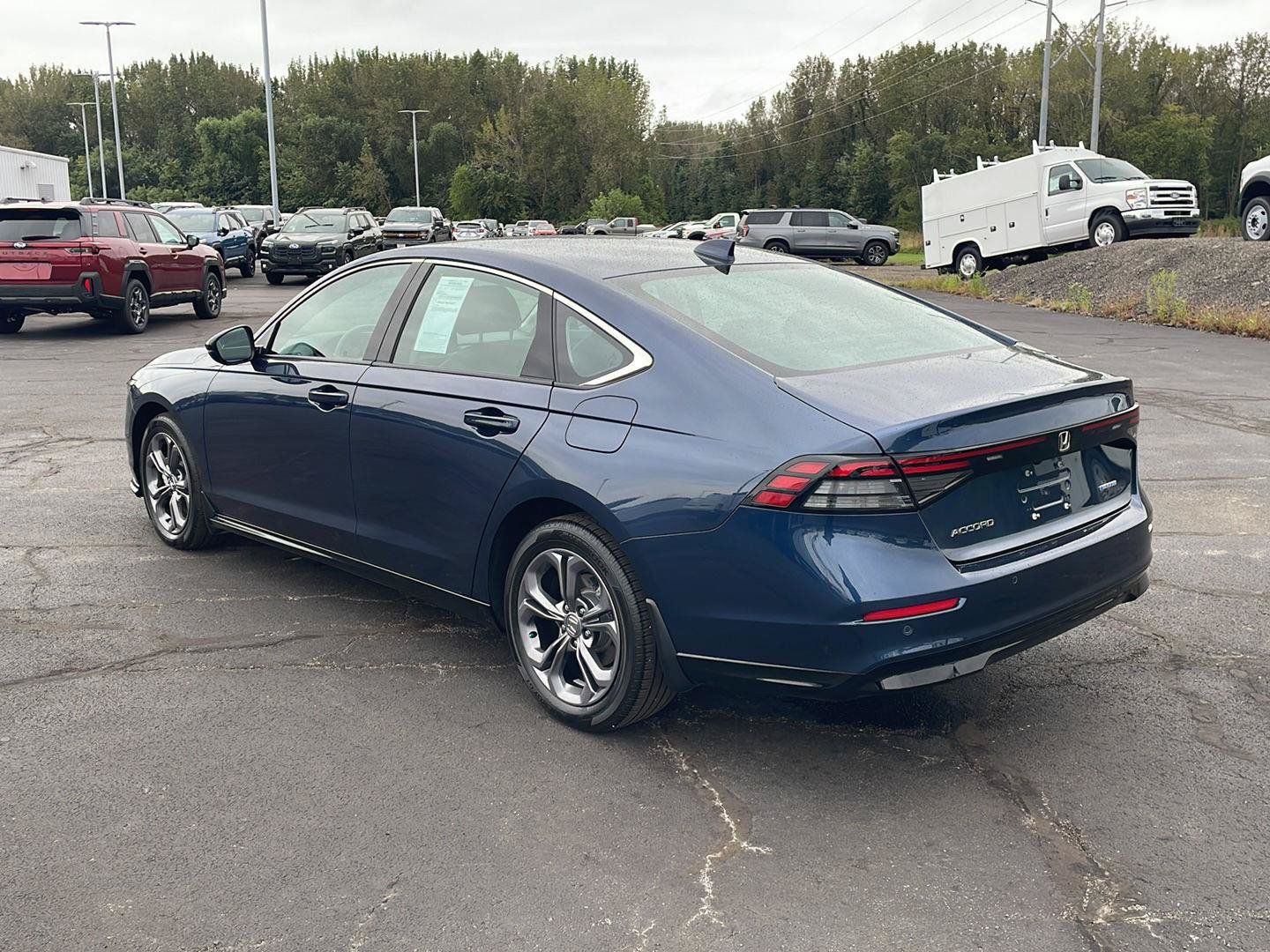 Used 2025 Honda Accord EX-L image 3