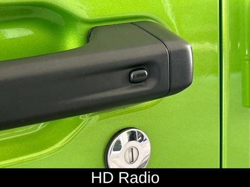 Used 2026 Jeep Wrangler Unlimited Rubicon AWD/4WD image 18