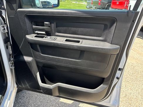 Used 2018 RAM 1500 ST w/ SXT Appearance Group AWD/4WD image 15