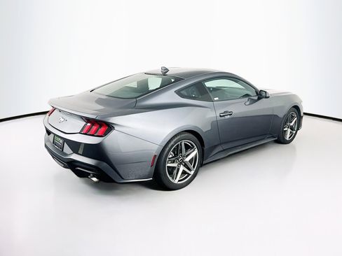 Used 2024 Ford Mustang Coupe RWD image 9