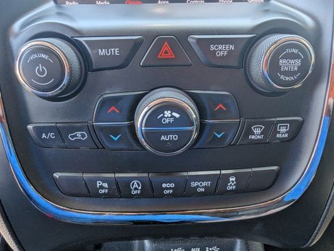 Used 2018 Dodge Durango GT AWD/4WD image 21