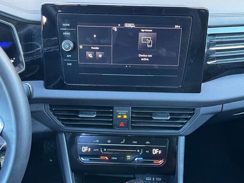 Used 2025 Volkswagen Jetta S image 18