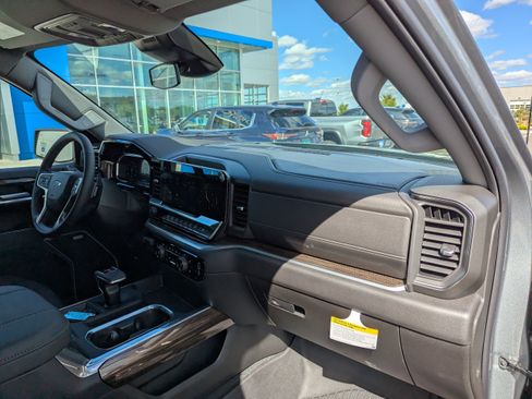 New 2026 Chevrolet Silverado 1500 RST AWD/4WD image 42