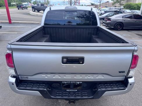 Used 2023 Toyota Tacoma TRD Sport w/ Advanced Technology Package AWD/4WD image 4