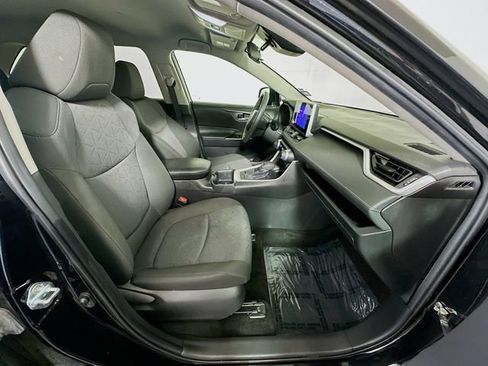 Certified 2024 Toyota RAV4 XLE FWD image 26