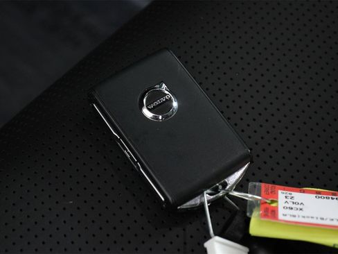 Certified 2023 Volvo XC60 B5 Ultimate image 33