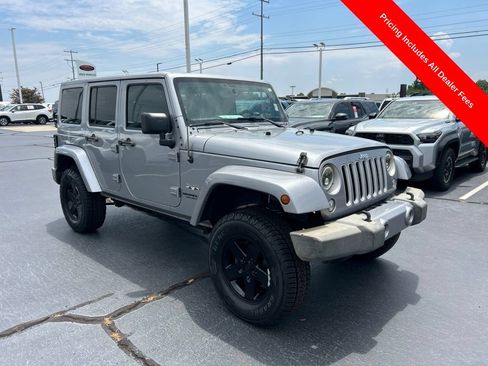 Used 2016 Jeep Wrangler Unlimited Sahara w/ Max Tow Package AWD/4WD image 19