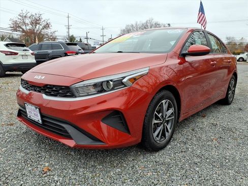 Used 2022 Kia Forte LXS image 5