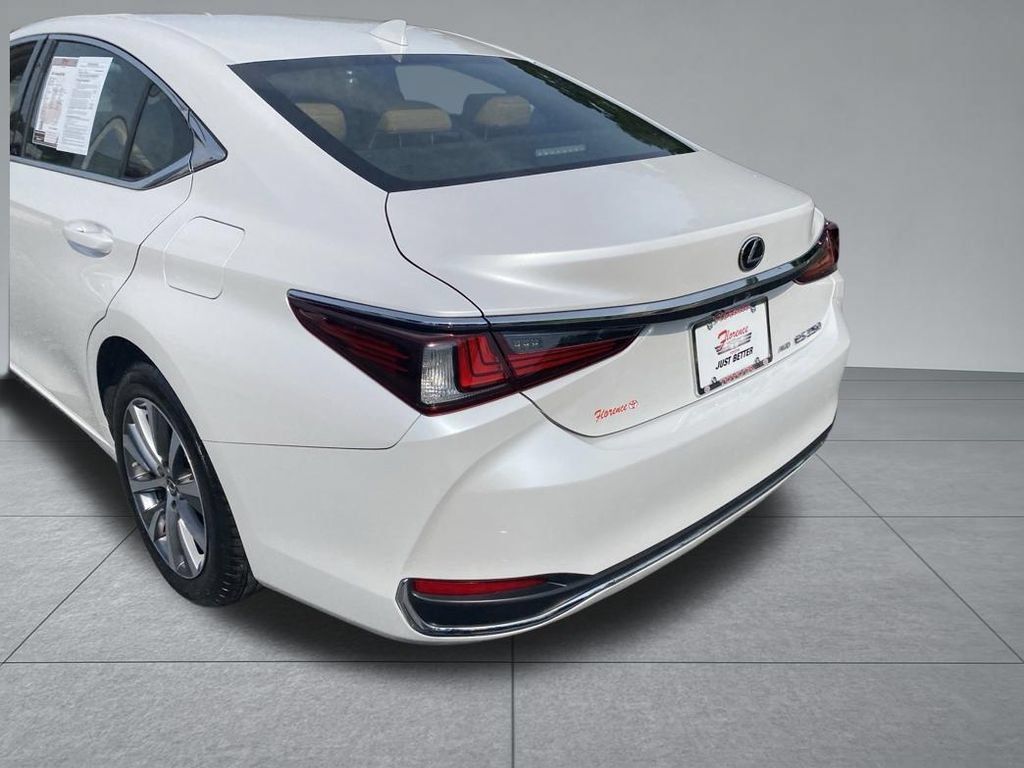 Used 2021 Lexus ES 250 w/ Premium Package AWD/4WD image 11