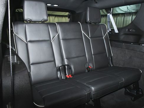 Used 2024 Cadillac Escalade ESV Premium Luxury w/ LPO, Floor Liner Package AWD/4WD image 60