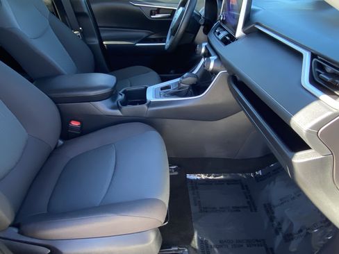 Certified 2025 Toyota RAV4 XLE image 10