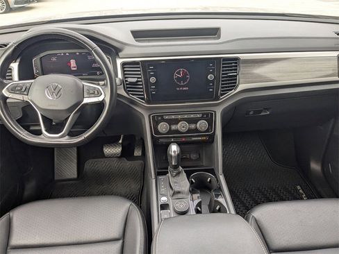 Used 2021 Volkswagen Atlas SEL image 24