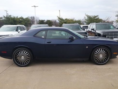 Used 2013 Dodge Challenger SXT Plus RWD image 3