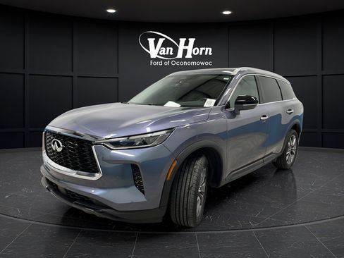 Used 2023 INFINITI QX60 Luxe AWD/4WD image 3