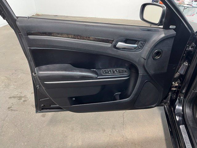 Used 2013 Chrysler 300 C RWD image 25