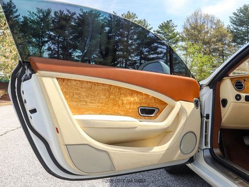 Used 2013 Bentley Continental GT image 27